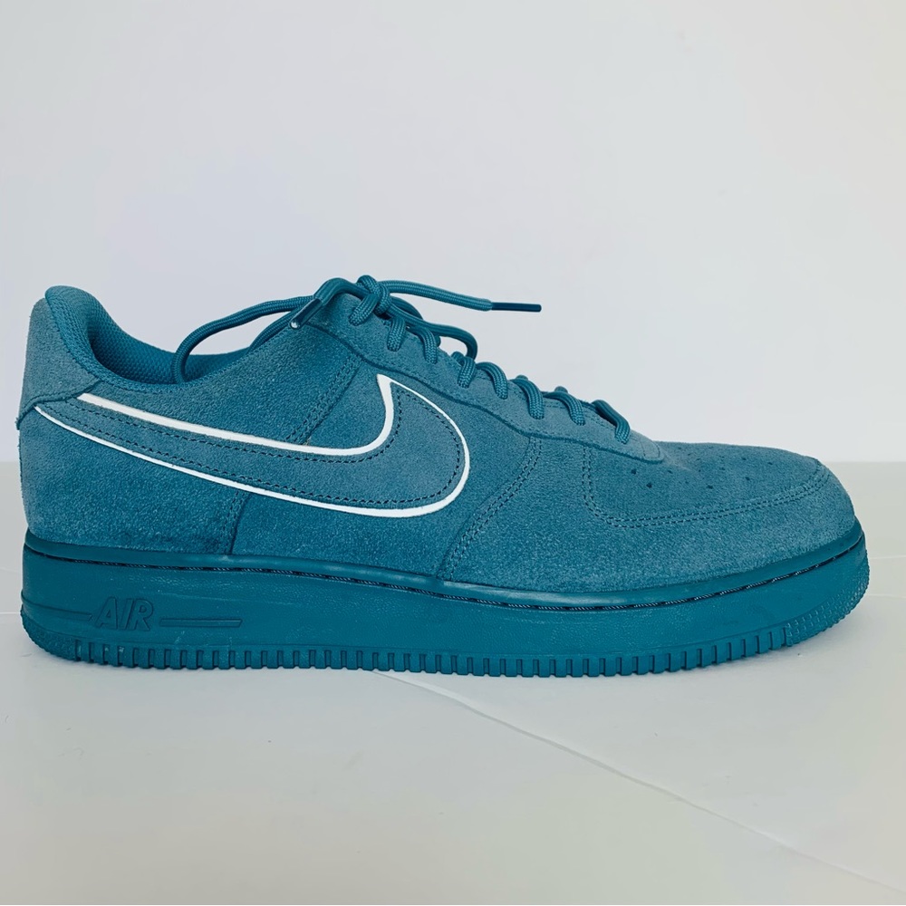 Mens Nike Air Force 1 size 11